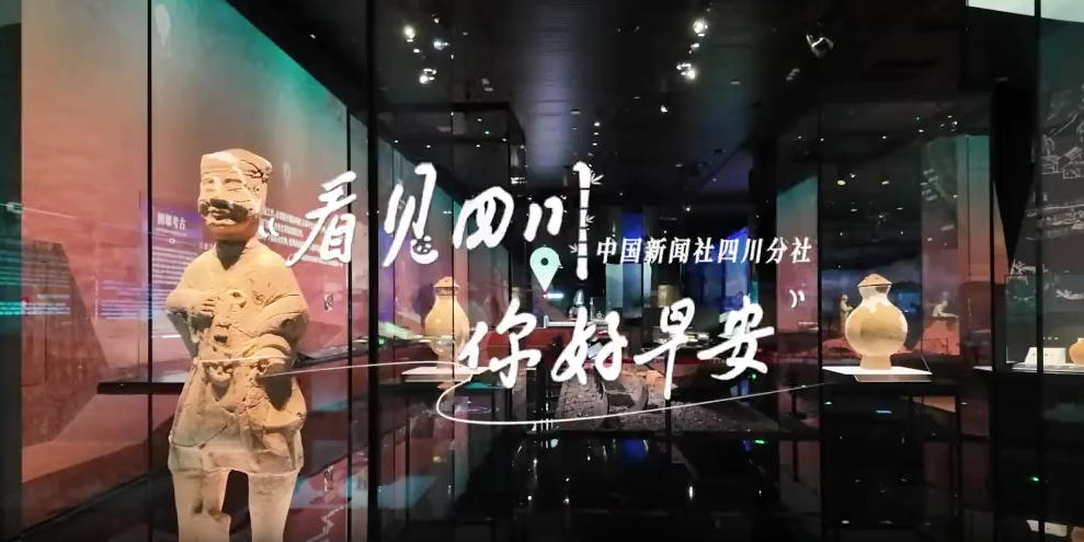 青石板路与古宅院落尽显温润春意