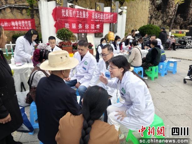 圆满兑现了这场跨越山河的“雪域健康之