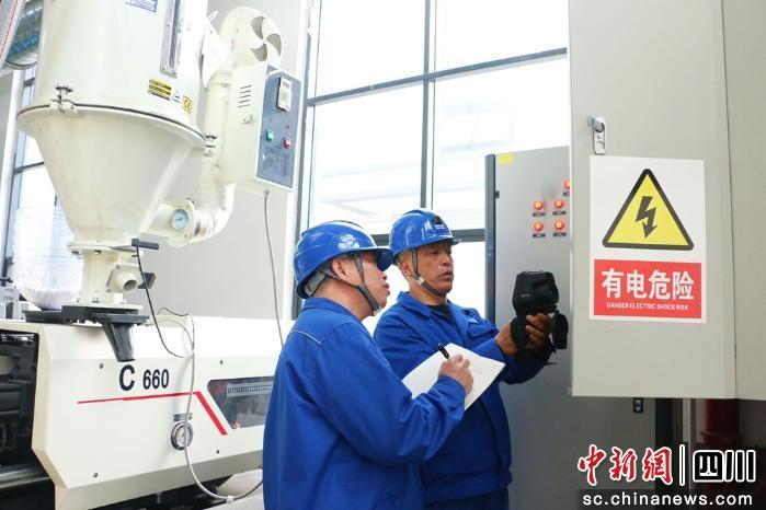 预计4月完成2号主变区域构架吊装