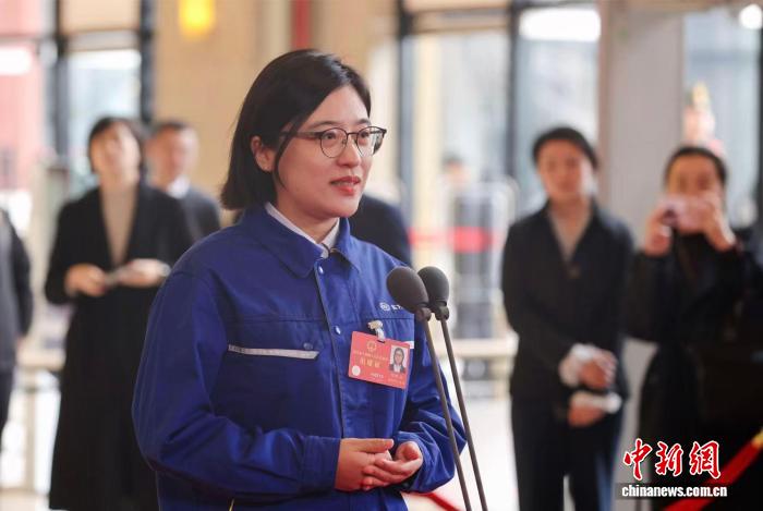 盈盈彩app官网